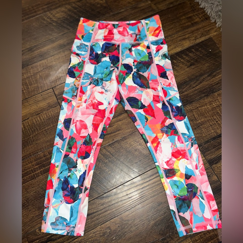 Discontinued ZYIA Floral Capri (17inches)